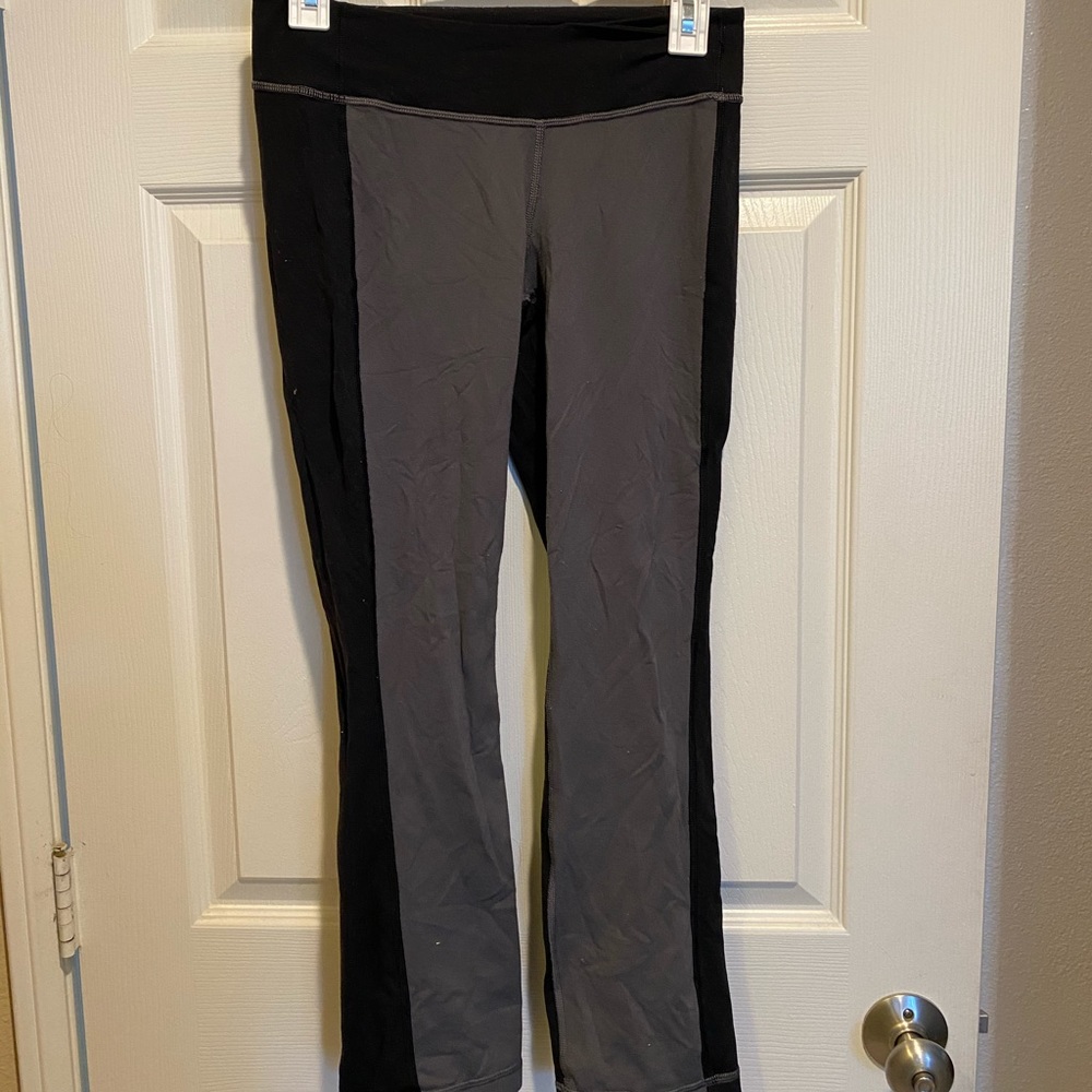 Lululemon straight legged leggings